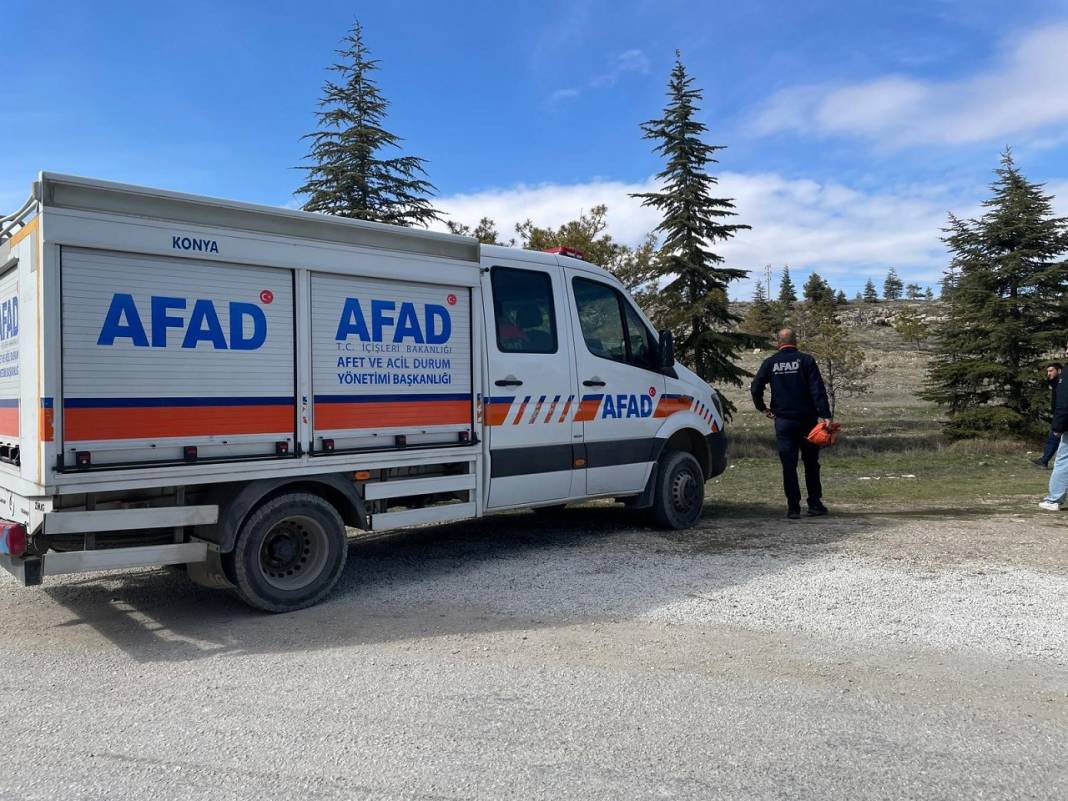 Konya'da define alanı bulundu! Malzemeleri de orada bırakmışlar 4